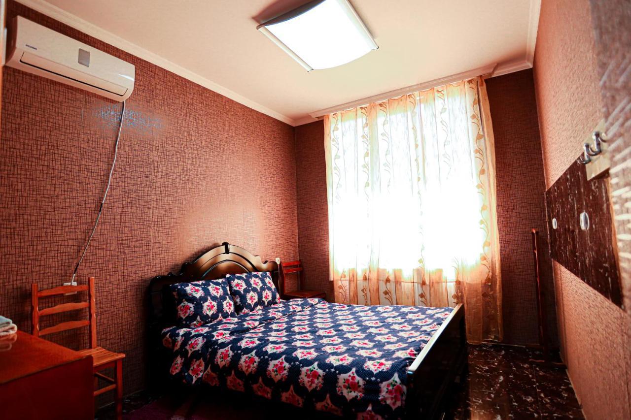 Guesthouse Gua Kutaisi Eksteriør billede