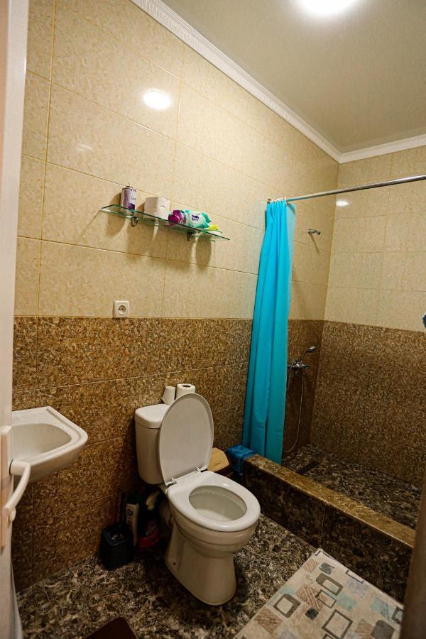 Guesthouse Gua Kutaisi Eksteriør billede
