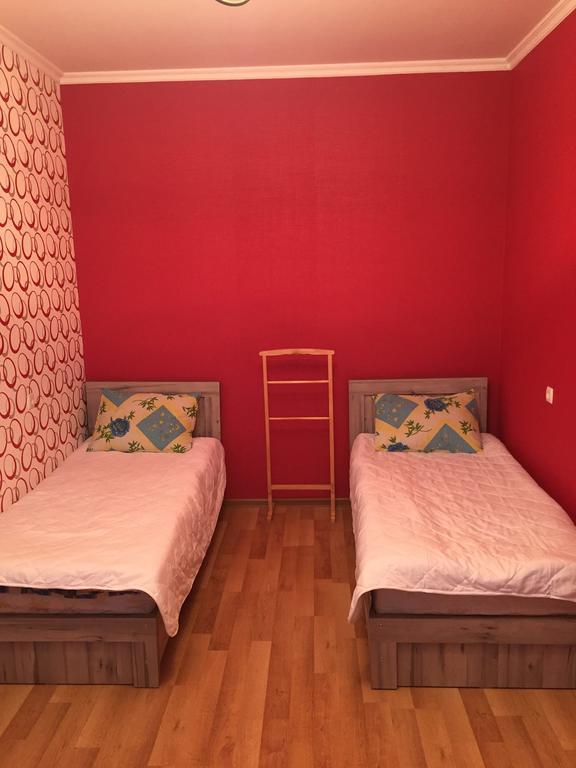 Guesthouse Gua Kutaisi Eksteriør billede