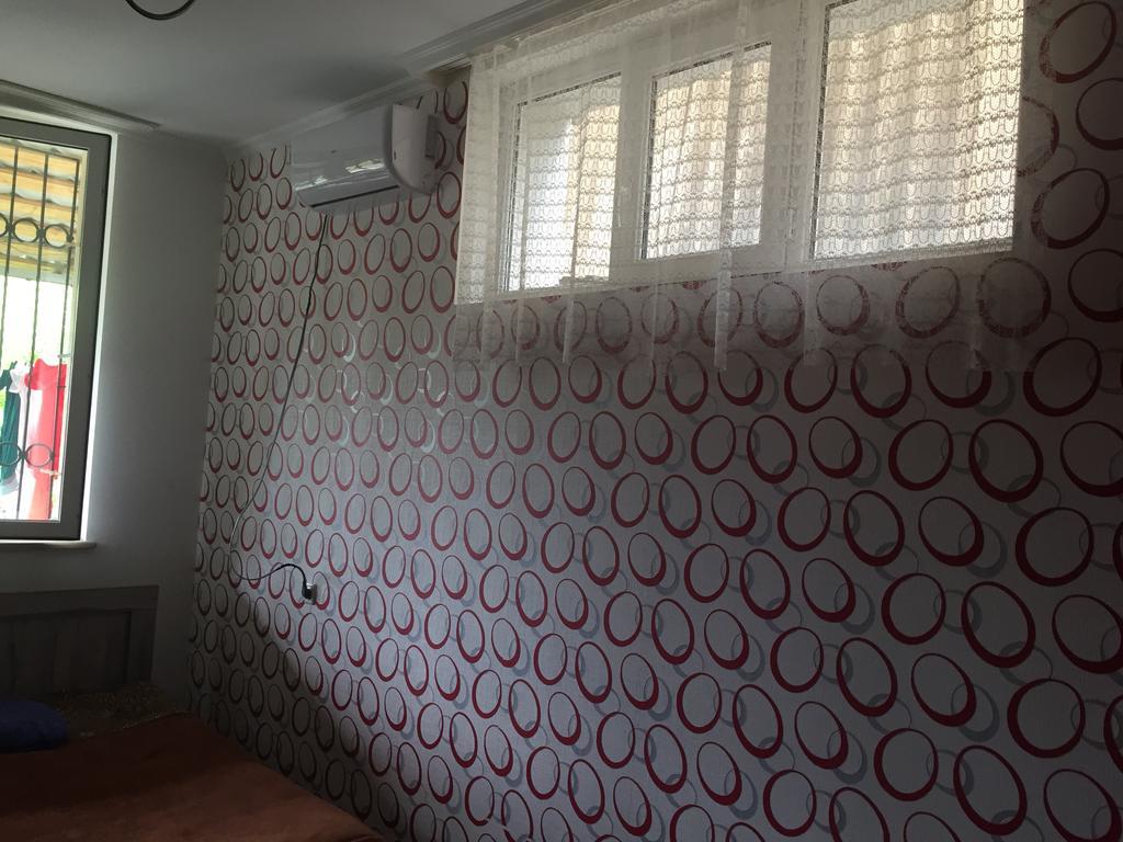 Guesthouse Gua Kutaisi Eksteriør billede