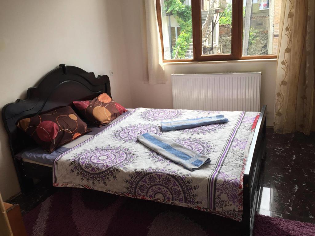 Guesthouse Gua Kutaisi Værelse billede